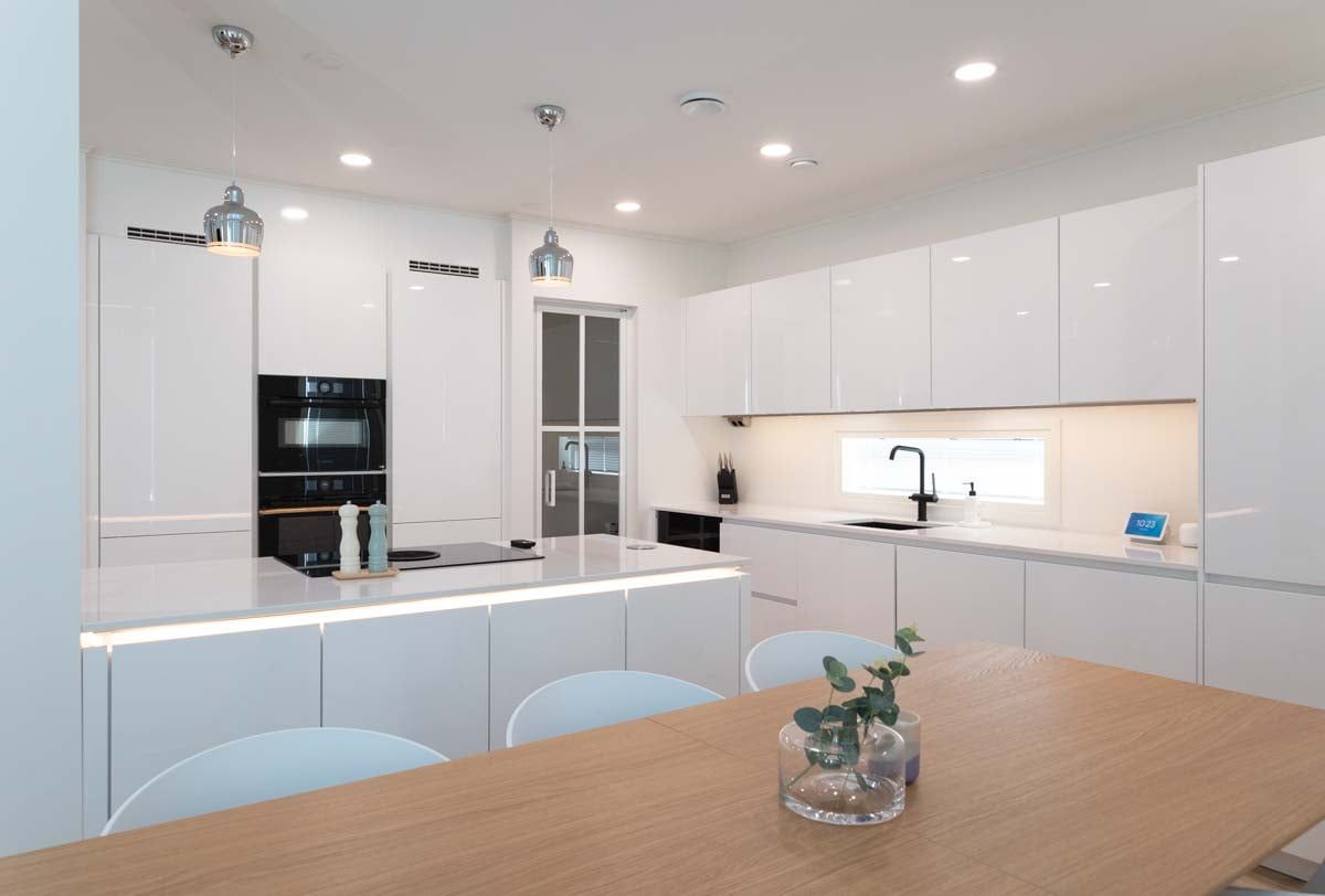 In lighting, glossy white surfaces increase the amount of light in a space. LedStore.fi